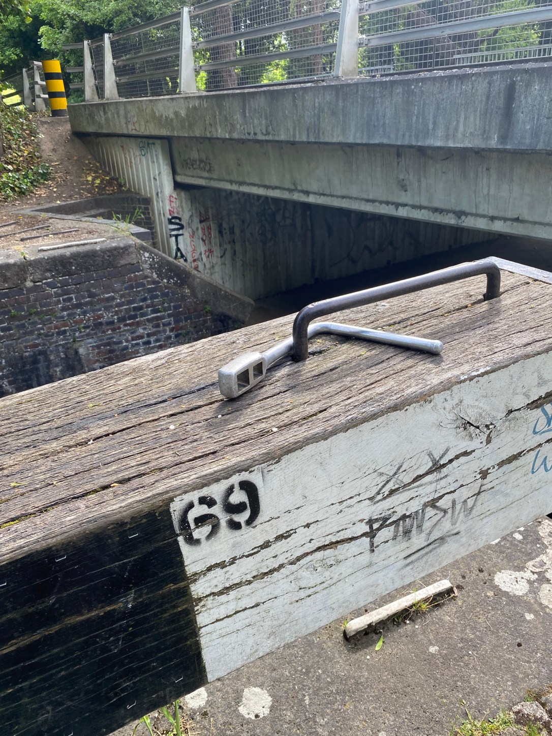 Narrowboat life, author and YouTube adventures. Day 289 – 295 / Mon 6th – Sun 12th May